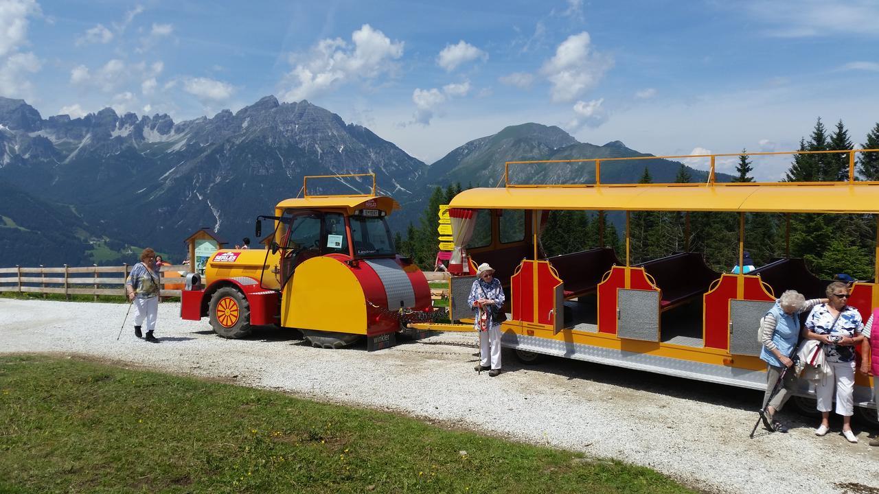 Chalet Stubai Apartman Fulpmes Kültér fotó