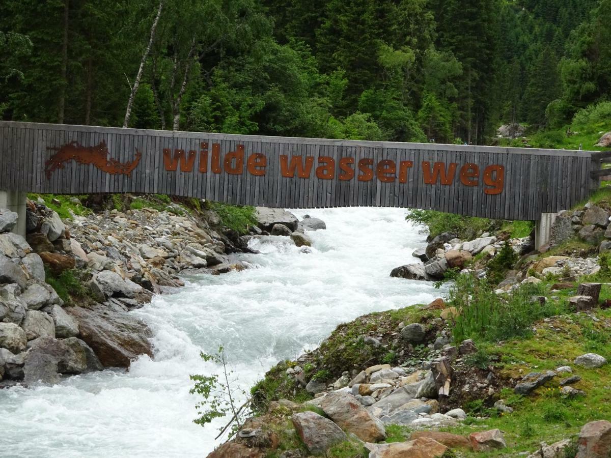 Chalet Stubai Apartman Fulpmes Kültér fotó